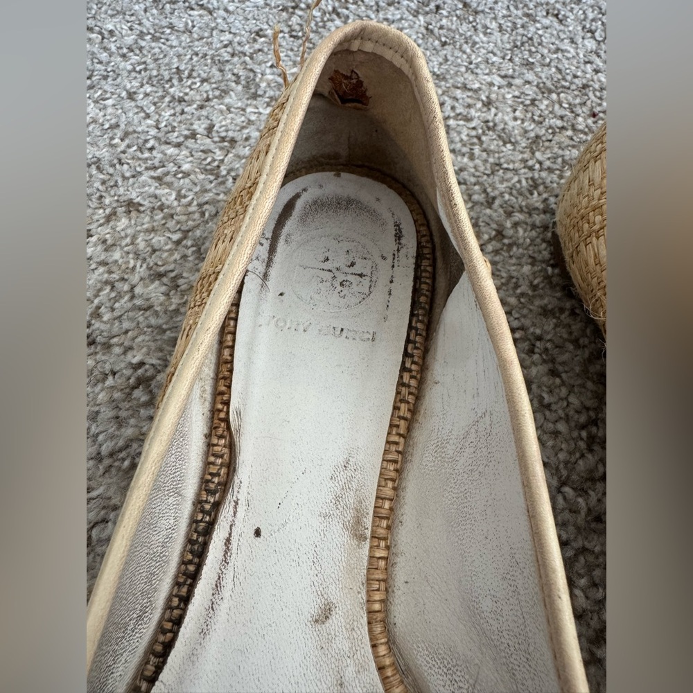 Tory Burch Reva Raffia Ballet Flats | Designer Summer Slip-On Shoes - Picture 5 of 5